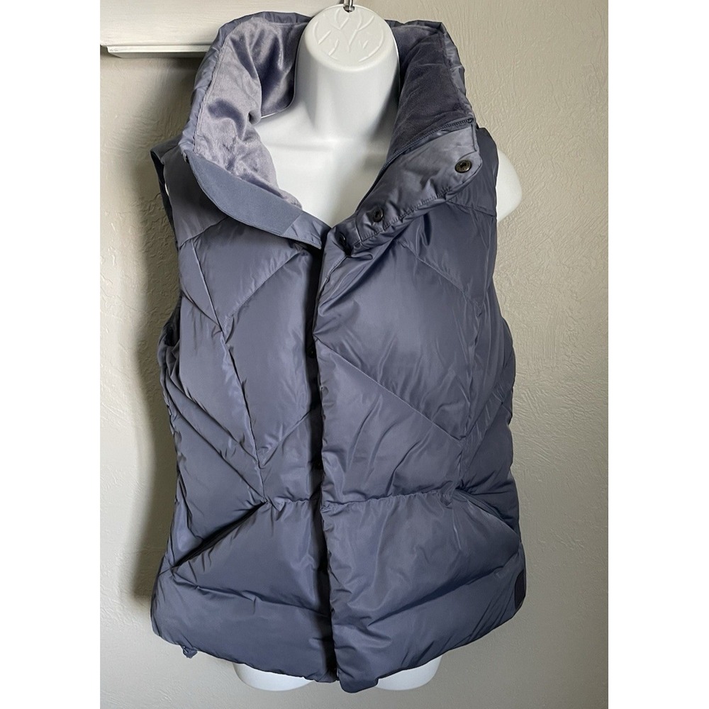 Under Armour Vest Womens Medium Blue Full Zip Storm Sport Down Quilted Puffer